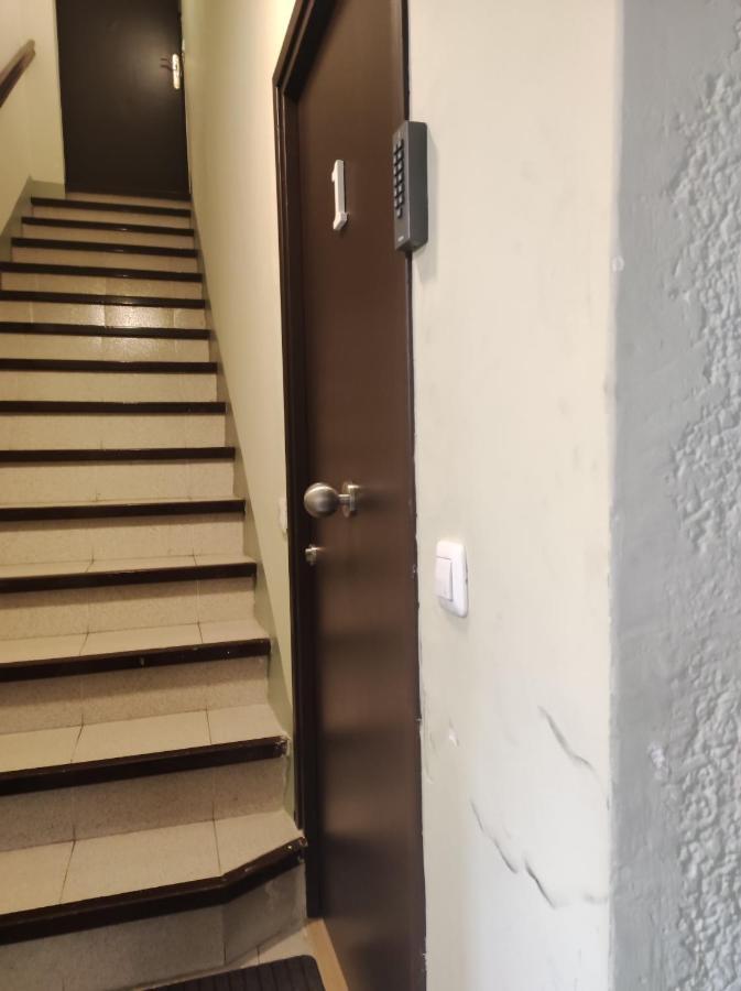 Apt 1 Acollidor Al Centre Historic De Vic Aptgarbi المظهر الخارجي الصورة